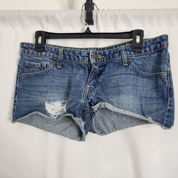 Mossimo Low Rise Short Shorts 